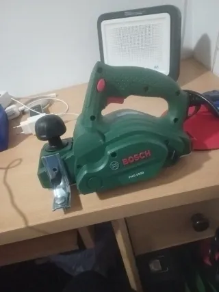 Cepillo Eléctrico Bosch 550W