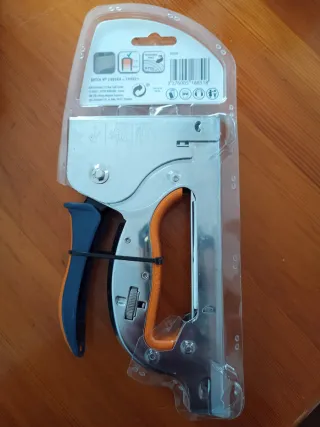 Grapadora Dexter Nueva