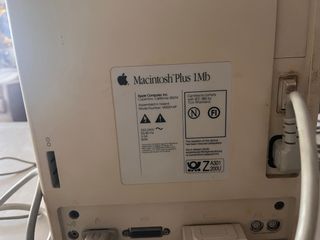 Apple Macintosh Plus 1986 + Mouse e Tastiera