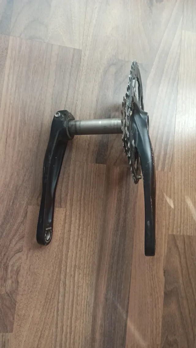 Pedaliera Shimano Deore 3P