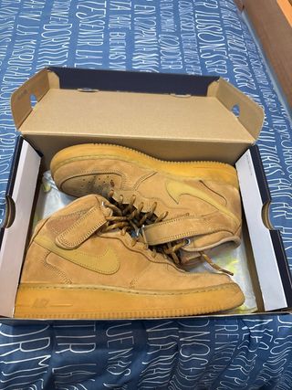 Nike Air Force 1, High - Marrón - Talla 42,5