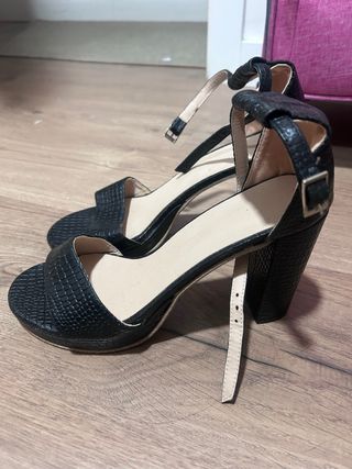 Zapatos de tacón negros mujer símil pie