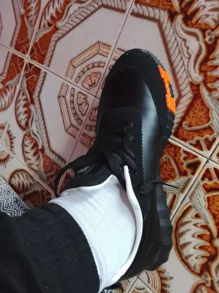 Zapatillas Hermes Negras y Naranja