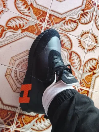 Zapatillas Hermes Negras y Naranja