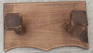 Tapa cuadro eléctrico rústico con perchas