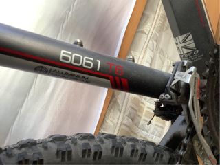 Bicicleta de Montaña Carrera Vengeance