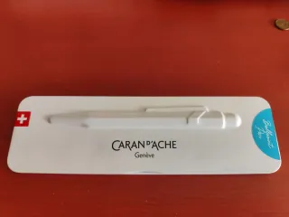 Bolígrafo Caran d'Ache Geneve Azul