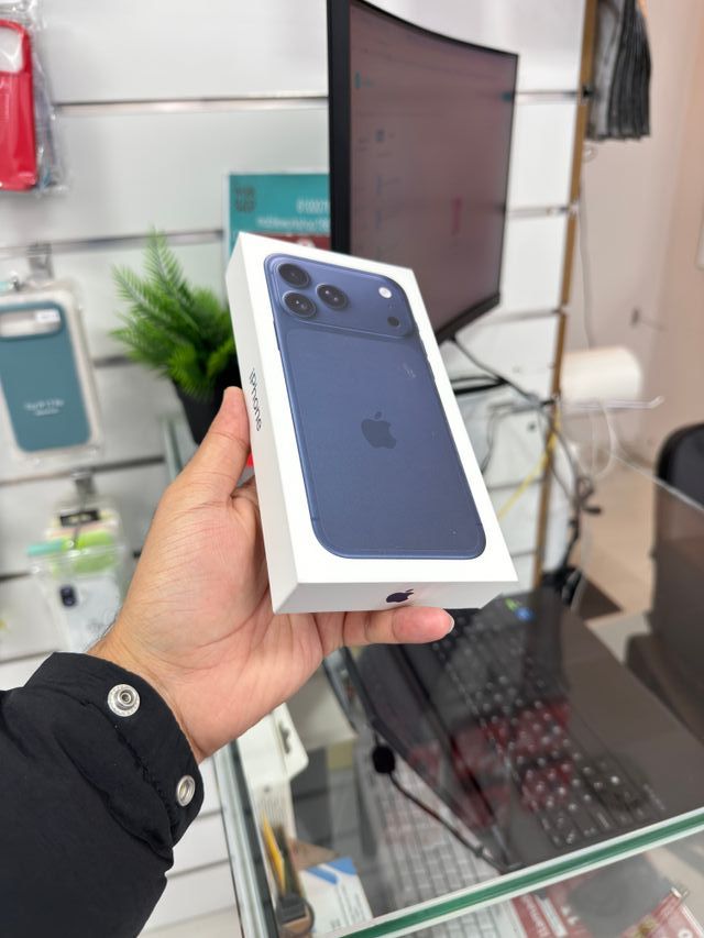 iPhone 17 Pro Max 256GB Blu Nuovo