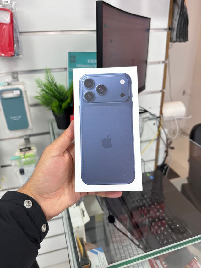 iPhone 17 Pro Max 256GB Blu Nuovo