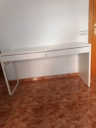 Escritorio Ikea Blanco. Media 1,42 largox50 ancho.