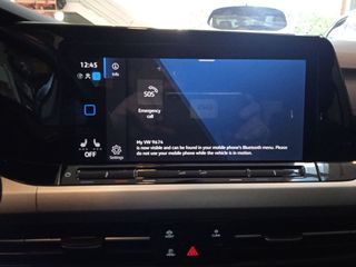 Volkswagen Golf Life