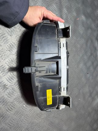 CUADRO INSTRUMENTOS KIA PROCEED 2010