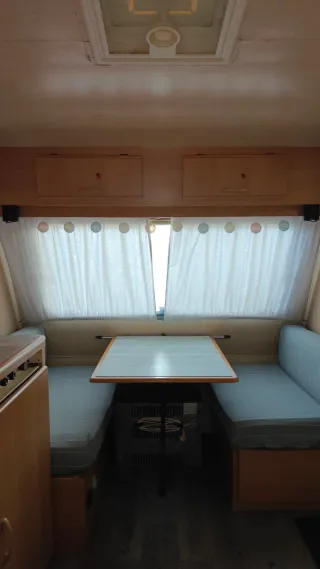 Caravana Adrià prima400 750kg