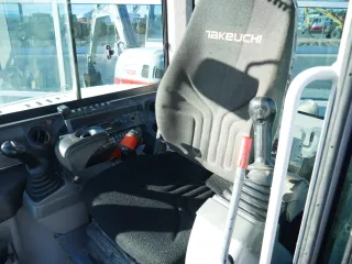 Excavadora Takeuchi TB 260