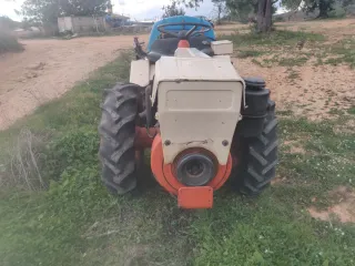 Tractor Pasquali con pulverizador
