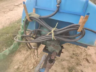 Tractor Pasquali con pulverizador