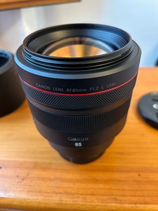 Canon RF 85mm f/1.2 L USM