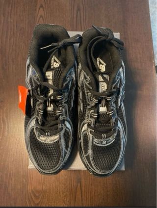 Zapatillas New Balance 740 Hombre Negras Plata.