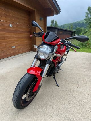 Ducati Monster 696 / 80CV - 2011