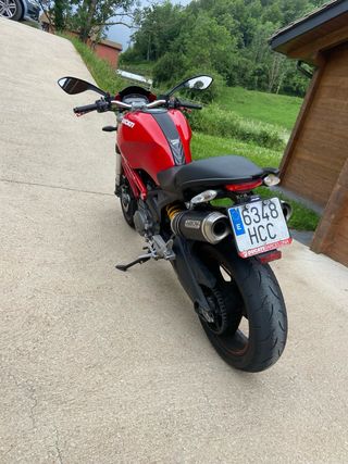 Ducati Monster 696 / 80CV - 2011