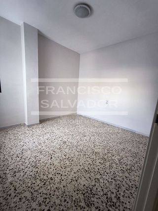 Piso en venta en Lucena