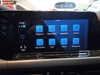 Volkswagen Golf Life