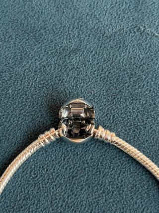 Pulsera Pandora Corazón y Charms