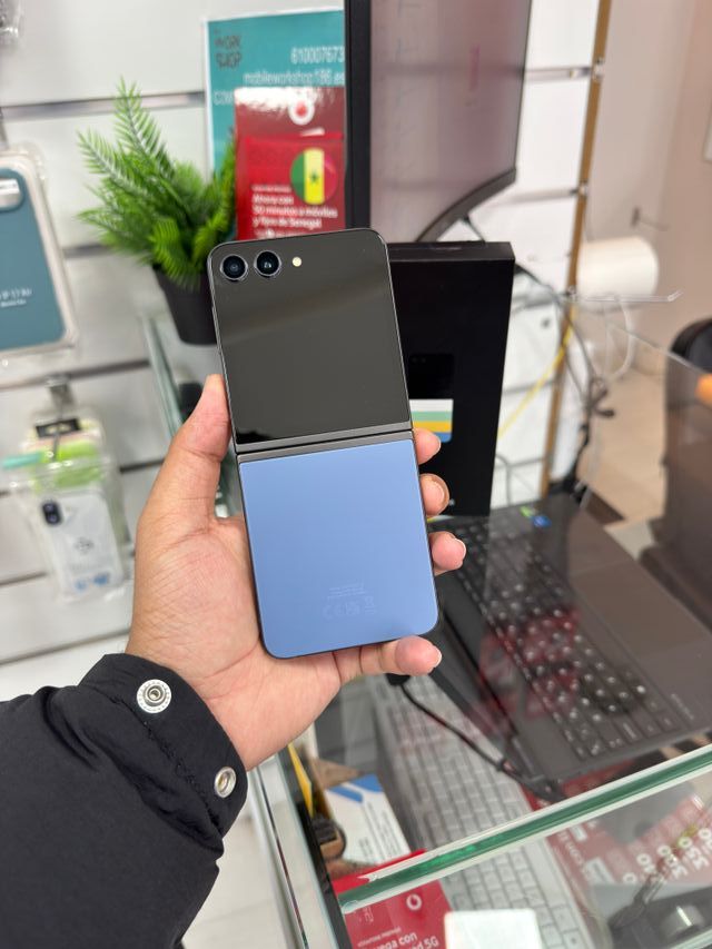 Samsung Galaxy Z Flip 5 256GB Blu