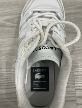 Zapatillas Lacoste Blancas y Beige