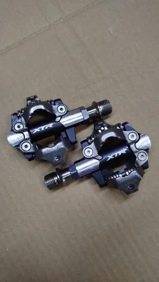 Pedales Shimano XTR automáticos