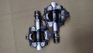 Pedales Shimano XTR automáticos