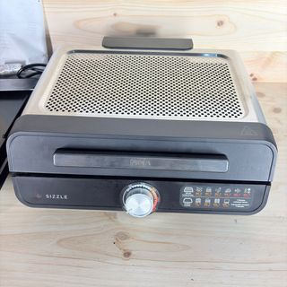 Ninja Sizzle GR101EU Parrilla y Plancha Grill