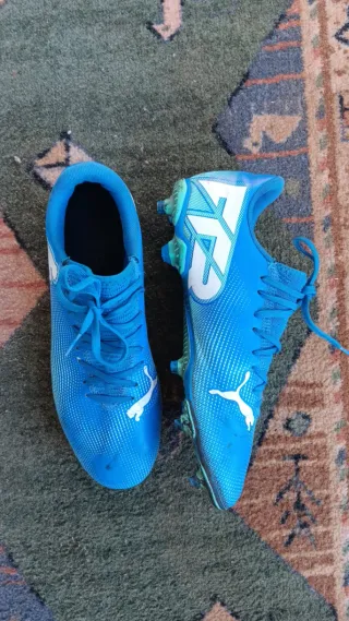 Botas de fútbol PUMA azules