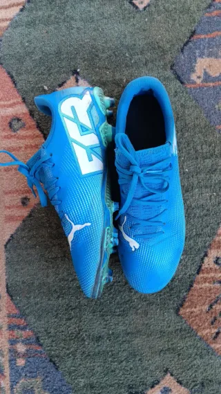 Botas de fútbol PUMA azules
