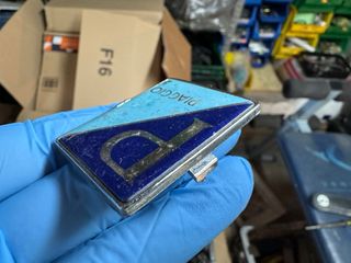 Escudo Piaggio Vespa LX