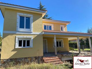 Chalet en venta en Navas del Marqués (Las)