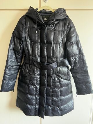 Chaquetón de plumas Zara mujer azul petróleo