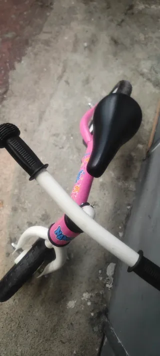 Bicicleta sin pedales Nancy rosa