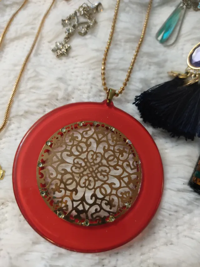 Lote de bijuterias variadas