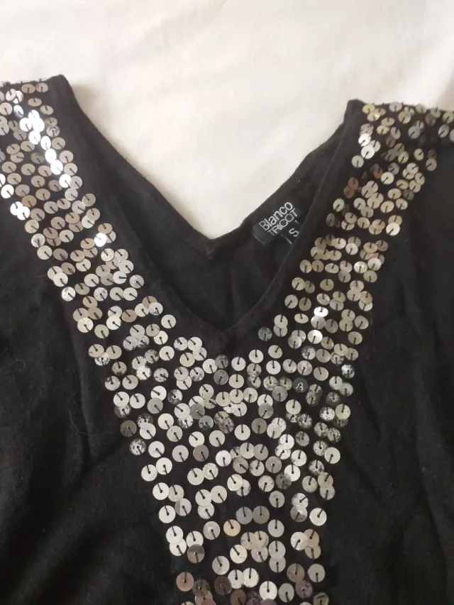 Jersey Negro con Lentejuelas Blanco Talla S