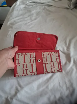 Billetera mujer beige y roja