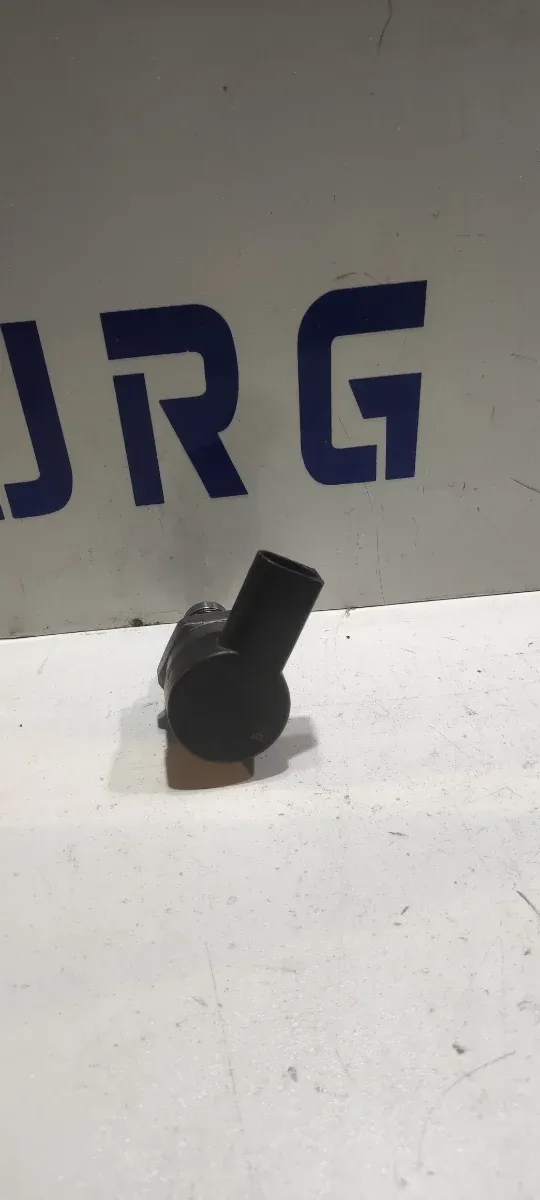 1047 VALVULA CONTROL PRESIÓN COMBUSTIBLE VOLVO 2.4