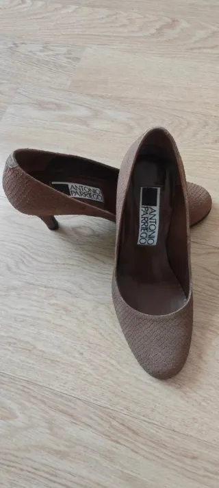 Zapatos de tacón Antonio Parriegos Talla 36