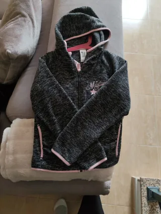 Chaqueta polar C&A gris 134/140