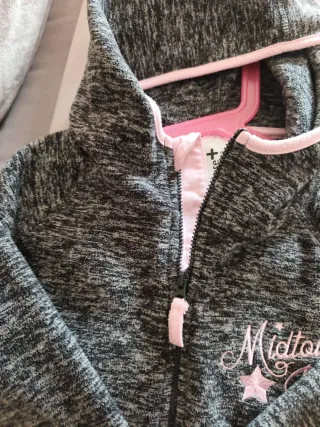 Chaqueta polar C&A gris 134/140