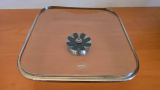 Casseruola quadrata Berndes con coperchio