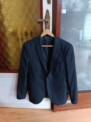 Americana Slim Fit Negra Talla M/50 y Pantalón 40