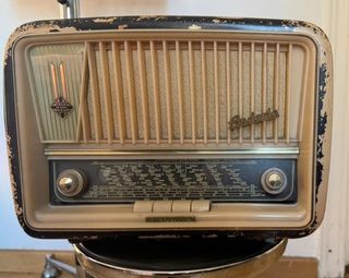 RADIO VINTAGE TELEFUNKEN ANDANTE