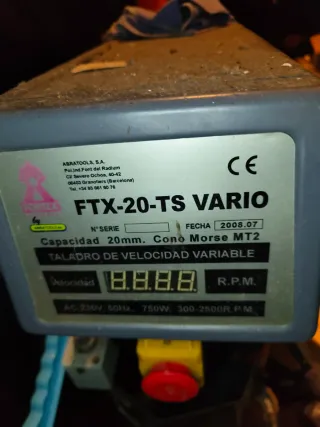 Taladro de Columna FTX-20-TS VARIO