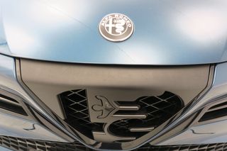 Alfa Romeo Junior Elettrica Speciale 115kW (156CV)